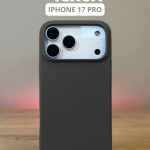 Чехол Mobile Store для Apple iPhone 17 Pro темно-коричневый