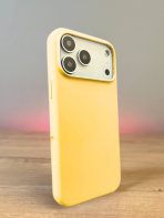 Чехол Mobile Store для Apple iPhone 17 Pro Max желтый — изображение 2