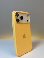 Чехол Mobile Store для Apple iPhone 17 Pro желтый — изображение 2