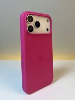 Чехол Mobile Store для Apple iPhone 17 Pro темно-розовый — изображение 2