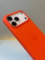 Чехол Mobile Store для Apple iPhone 17 Pro оранжевый — изображение 3