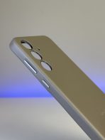 Чехол Mobile Store для Samsung Galaxy S24 бежевый — изображение 3