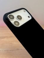 Чехол Mobile Store для Apple iPhone 17 Pro черный — изображение 3