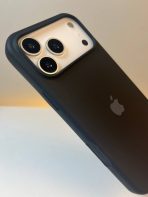 Чехол Mobile Store для Apple iPhone 17 Pro черный — изображение 3