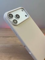 Чехол Mobile Store для Apple iPhone 17 Pro молочный — изображение 3