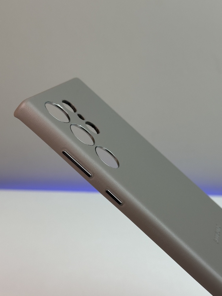 03-885.jpg Чехол Mobile Store для Samsung Galaxy S24 Ultra бежевый — изображение 3