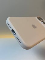 Чехол Mobile Store для Apple iPhone 17 Pro молочный — изображение 4