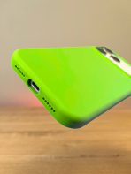 Чехол Mobile Store для Apple iPhone 17 Pro зеленый — изображение 4