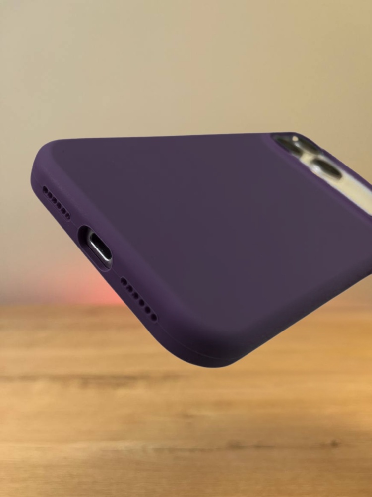 04-465.jpg Чехол Mobile Store для Apple iPhone 17 Pro фиолетовый — изображение 4