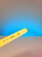 Чехол Mobile Store для Apple iPhone 15 желтый — изображение 4