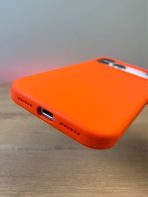 Чехол Mobile Store для Apple iPhone 17 Pro оранжевый — изображение 4