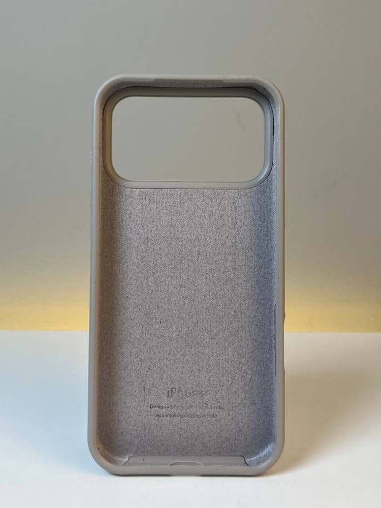 05-283.jpg Чехол Mobile Store для Apple iPhone 17 Pro светло-коричневый — изображение 5